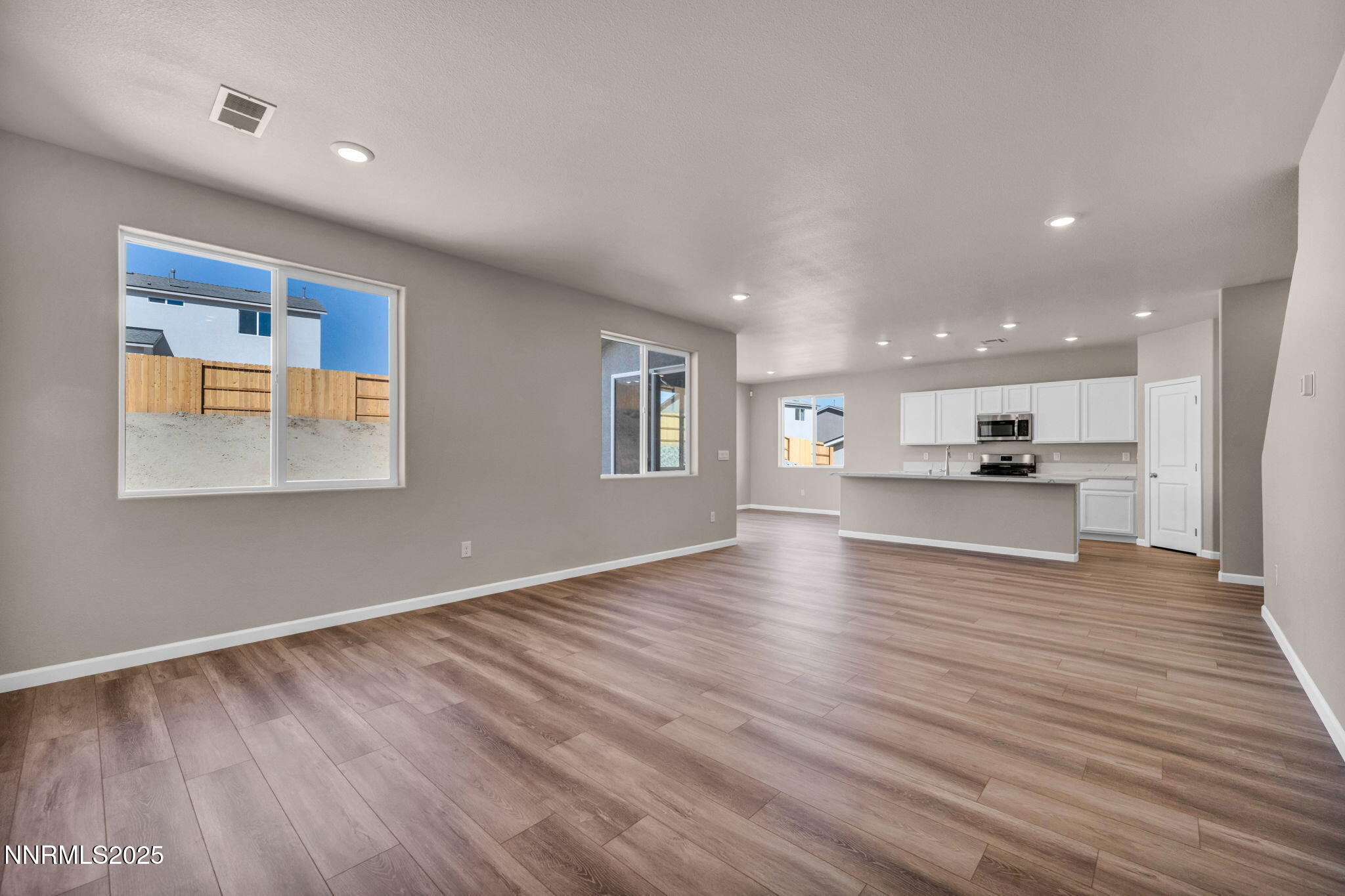 78-web-or-mls-615-e-patrician-dr