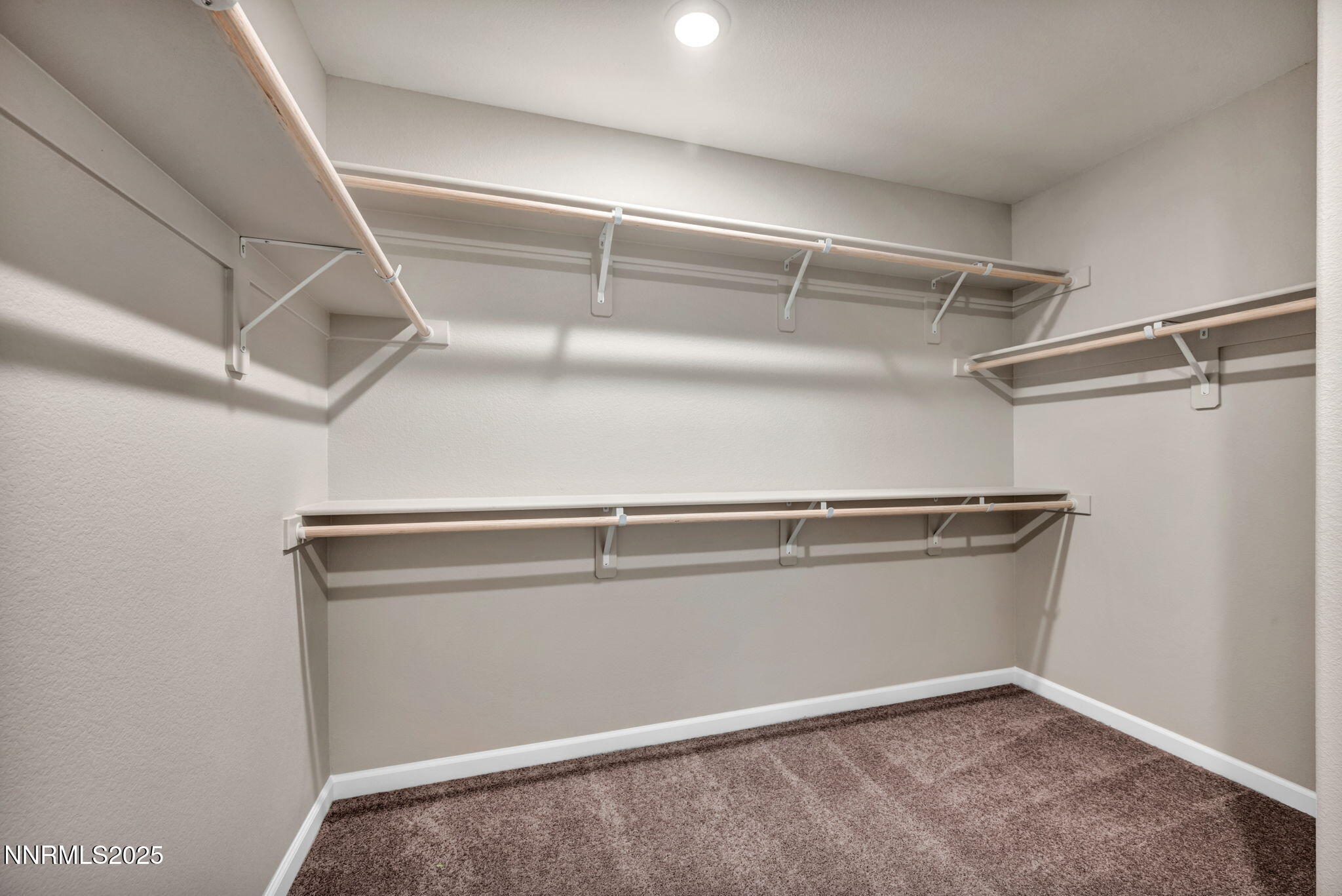 87-web-or-mls-615-e-patrician-dr