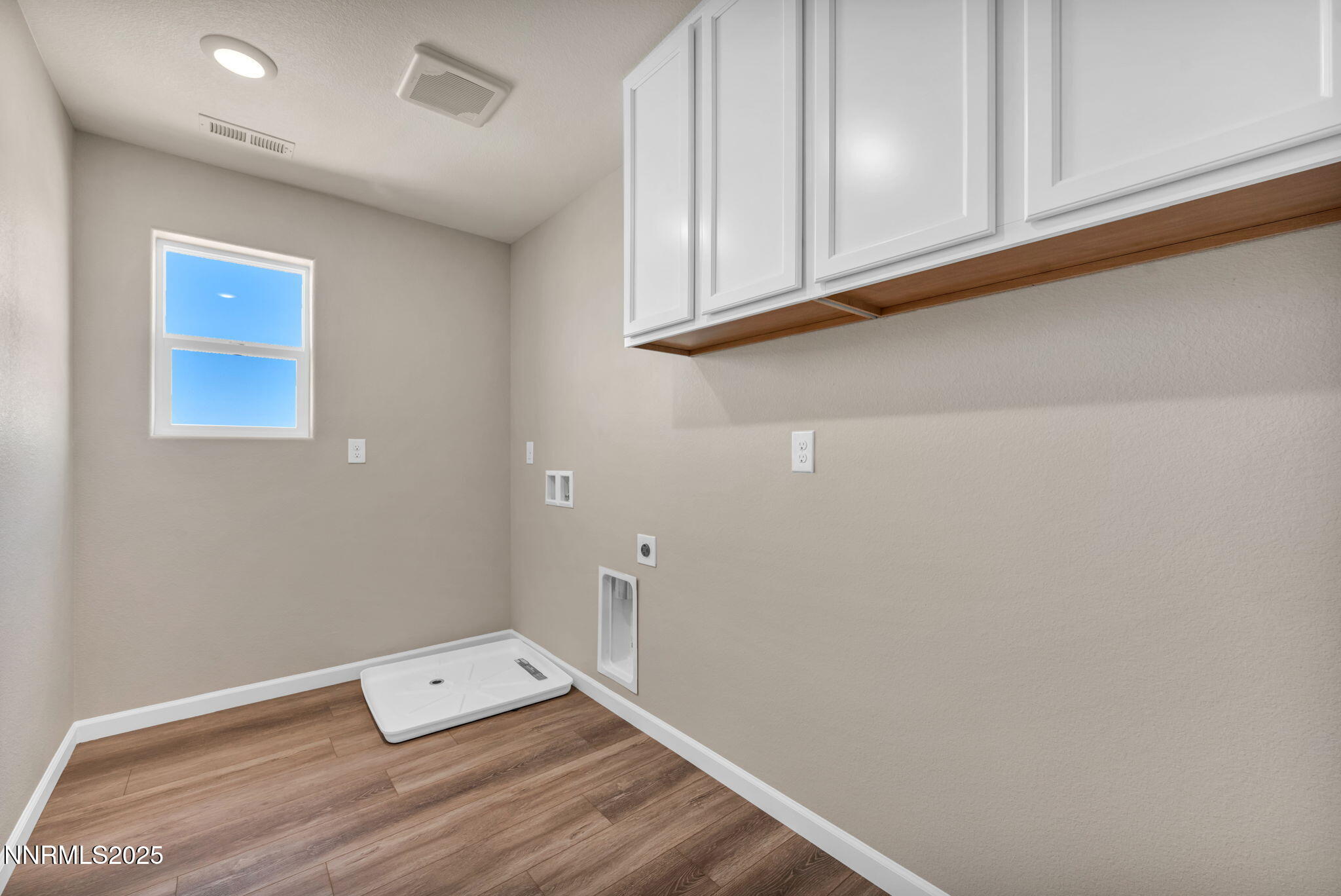 86-web-or-mls-615-e-patrician-dr