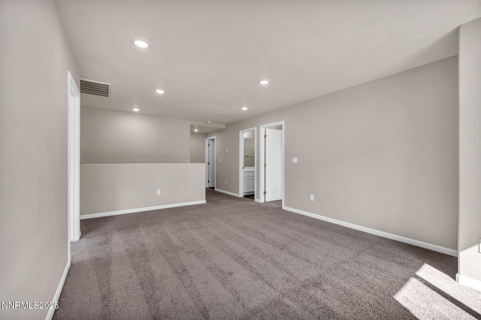 81-web-or-mls-615-e-patrician-dr