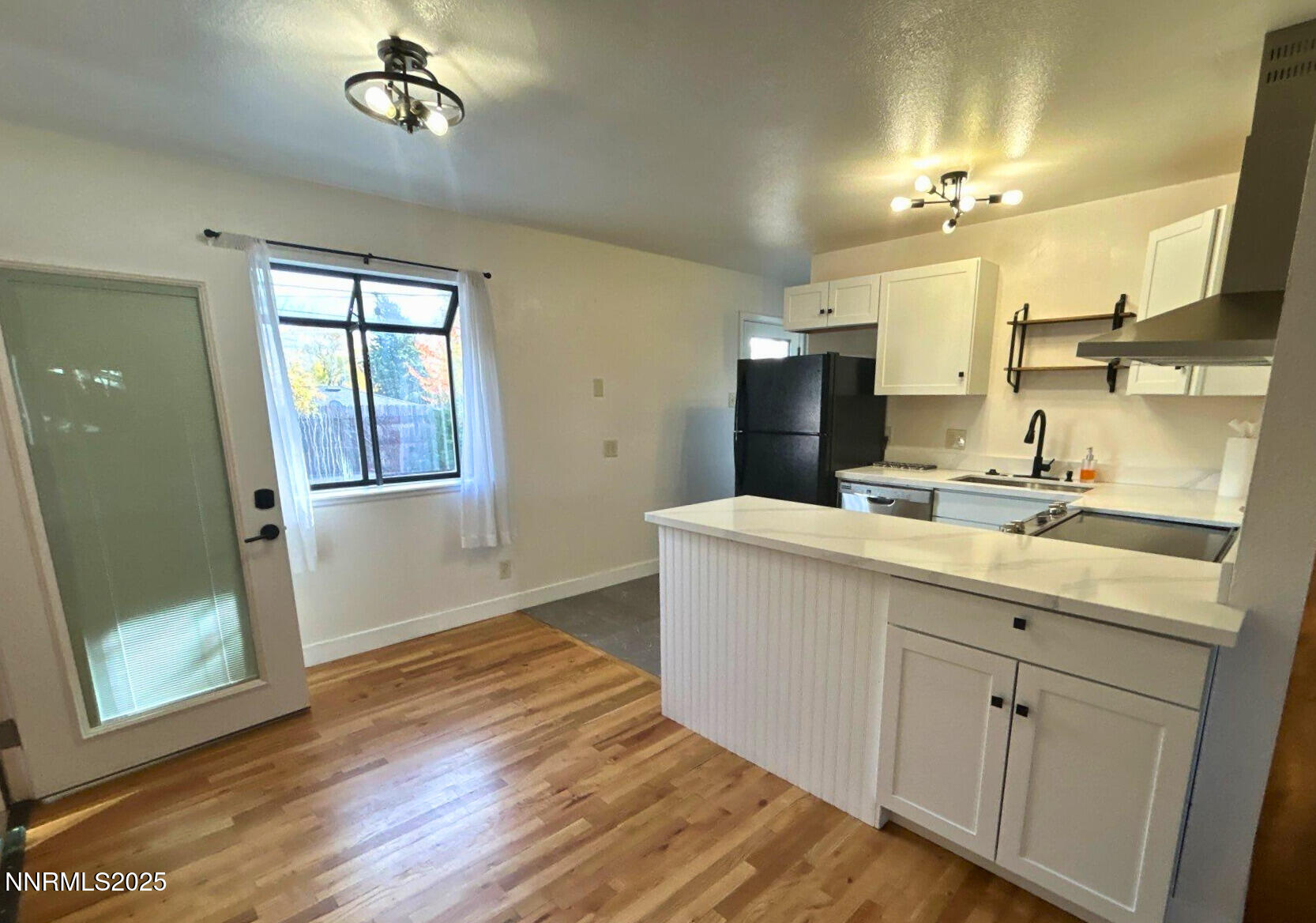 7b9ee0f9-1e34-40e9-9d85-abcef6c13948