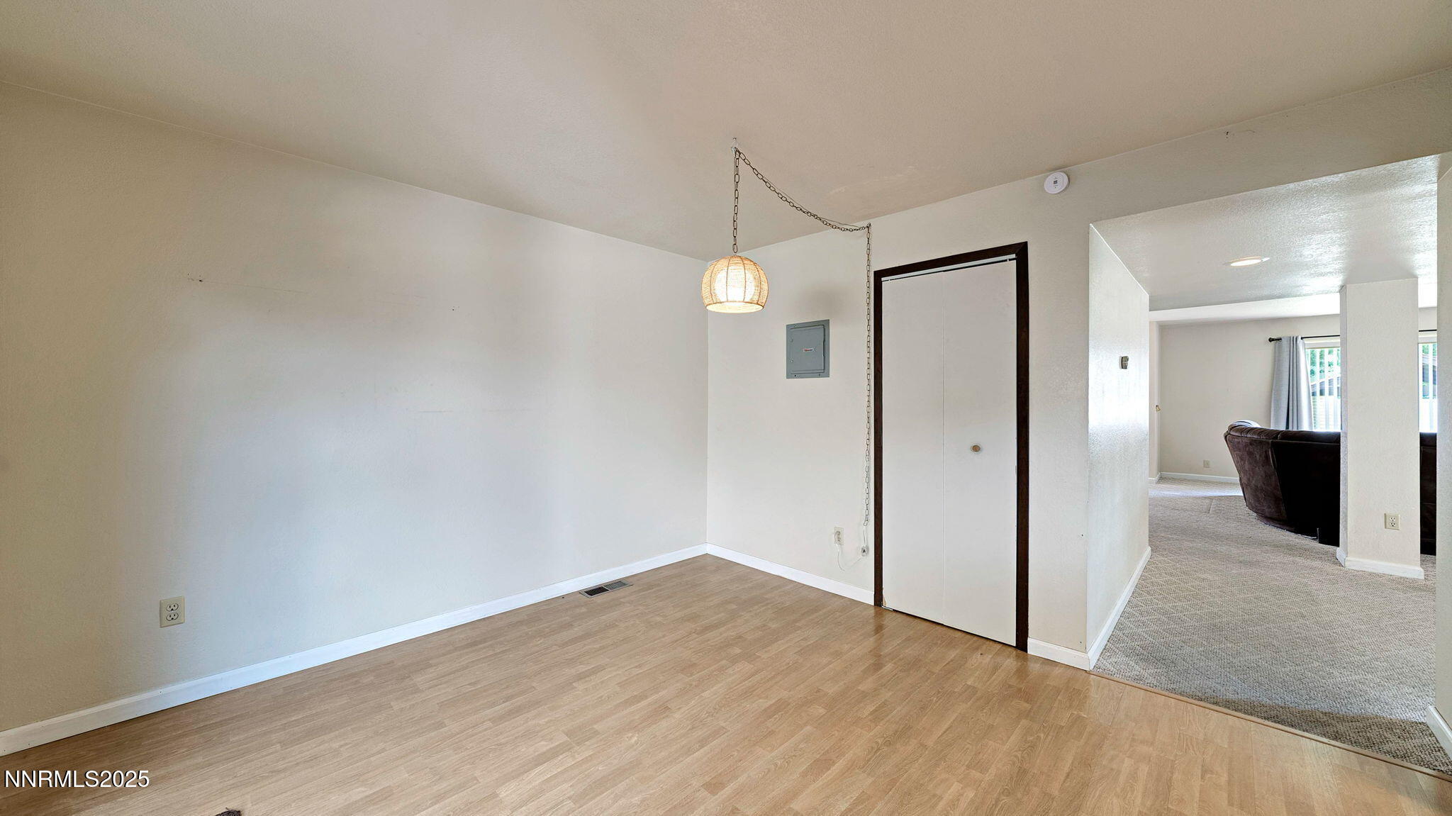 24-DSC04824_5_6_8-Edit