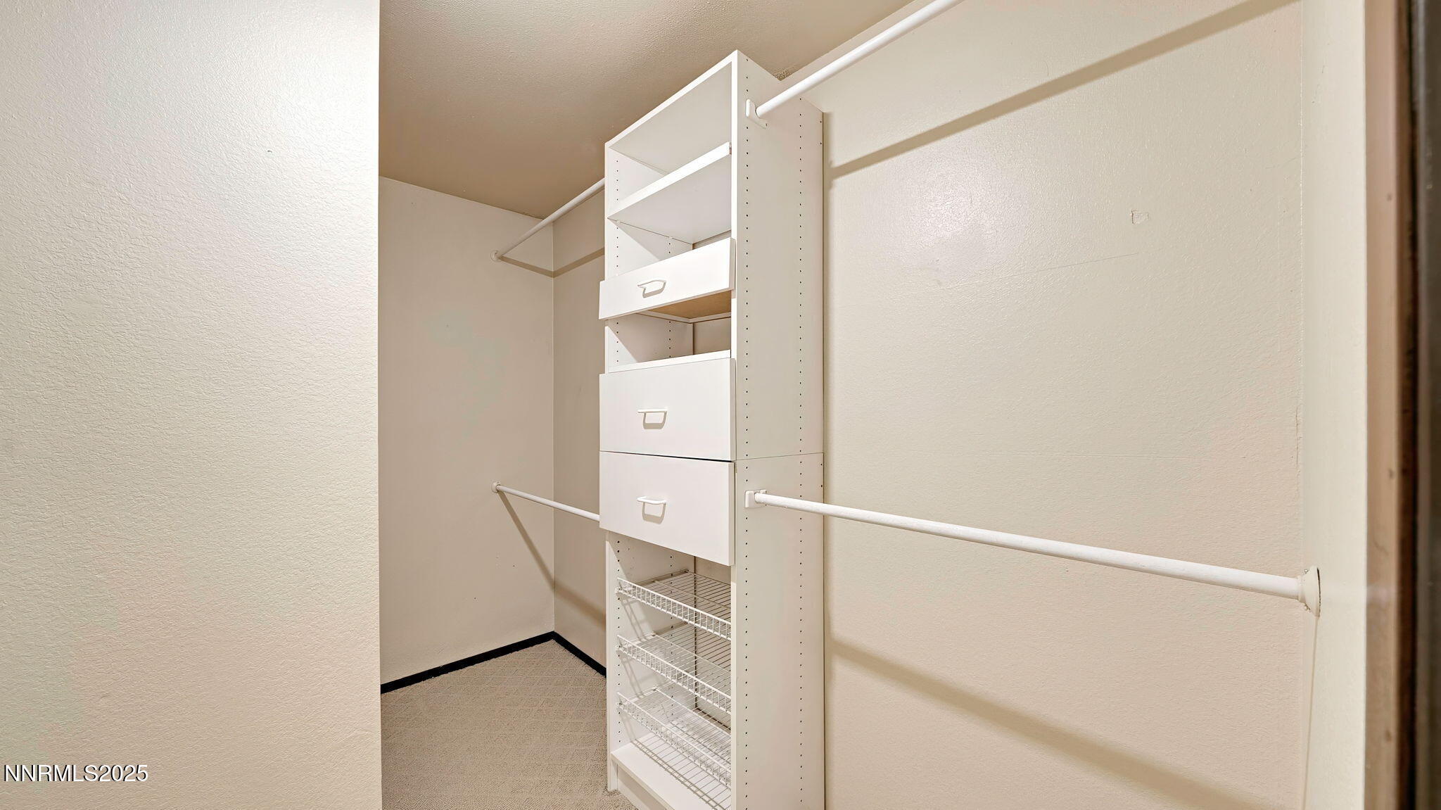 43-DSC04719_20_21_23-Edit