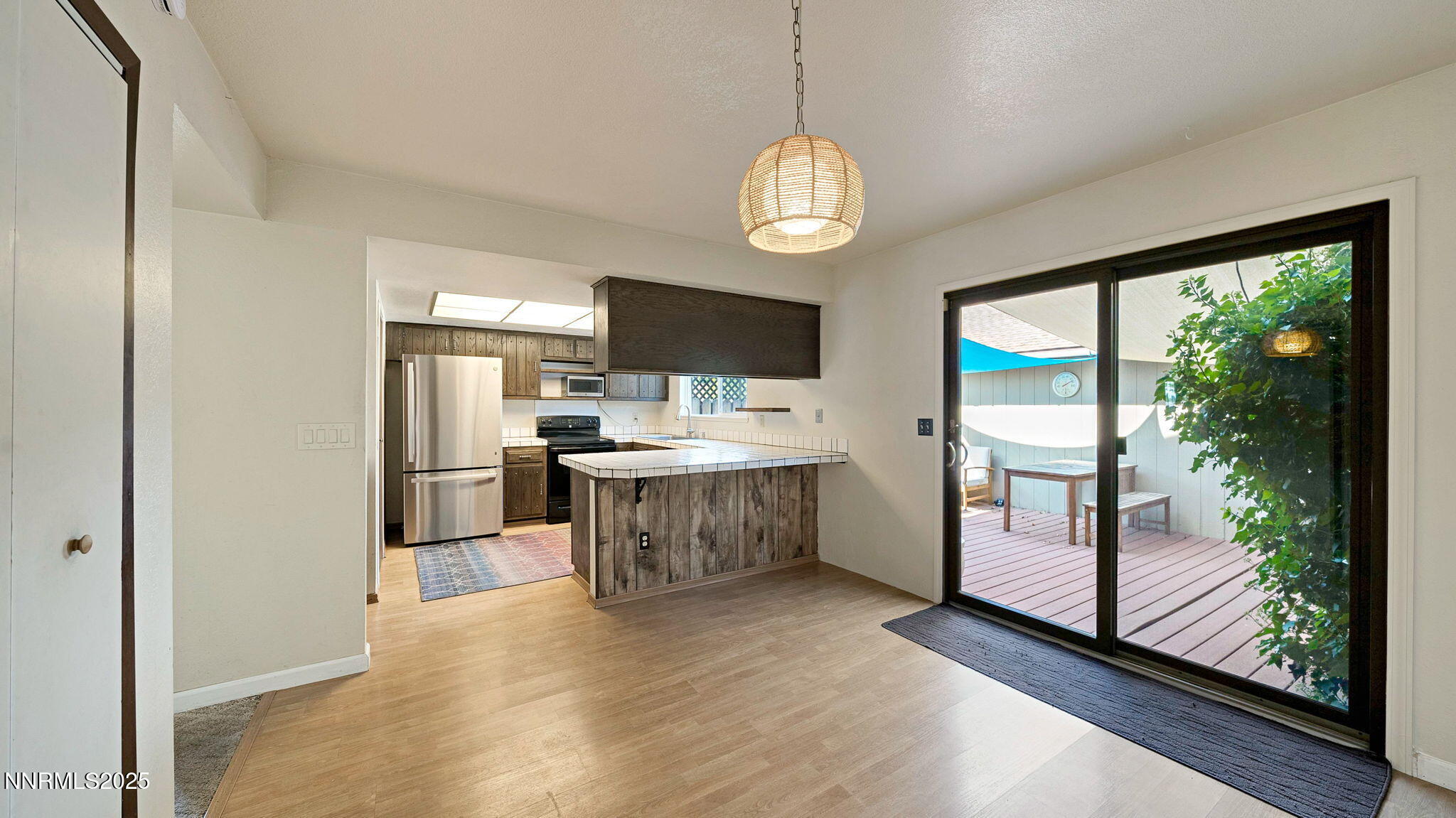 26-DSC04814_5_6_8-Edit