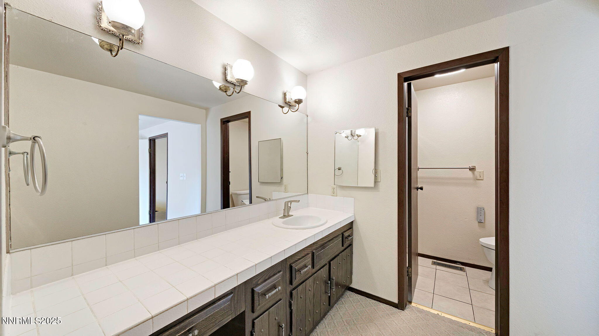 46-DSC04714_5_6_8-Edit