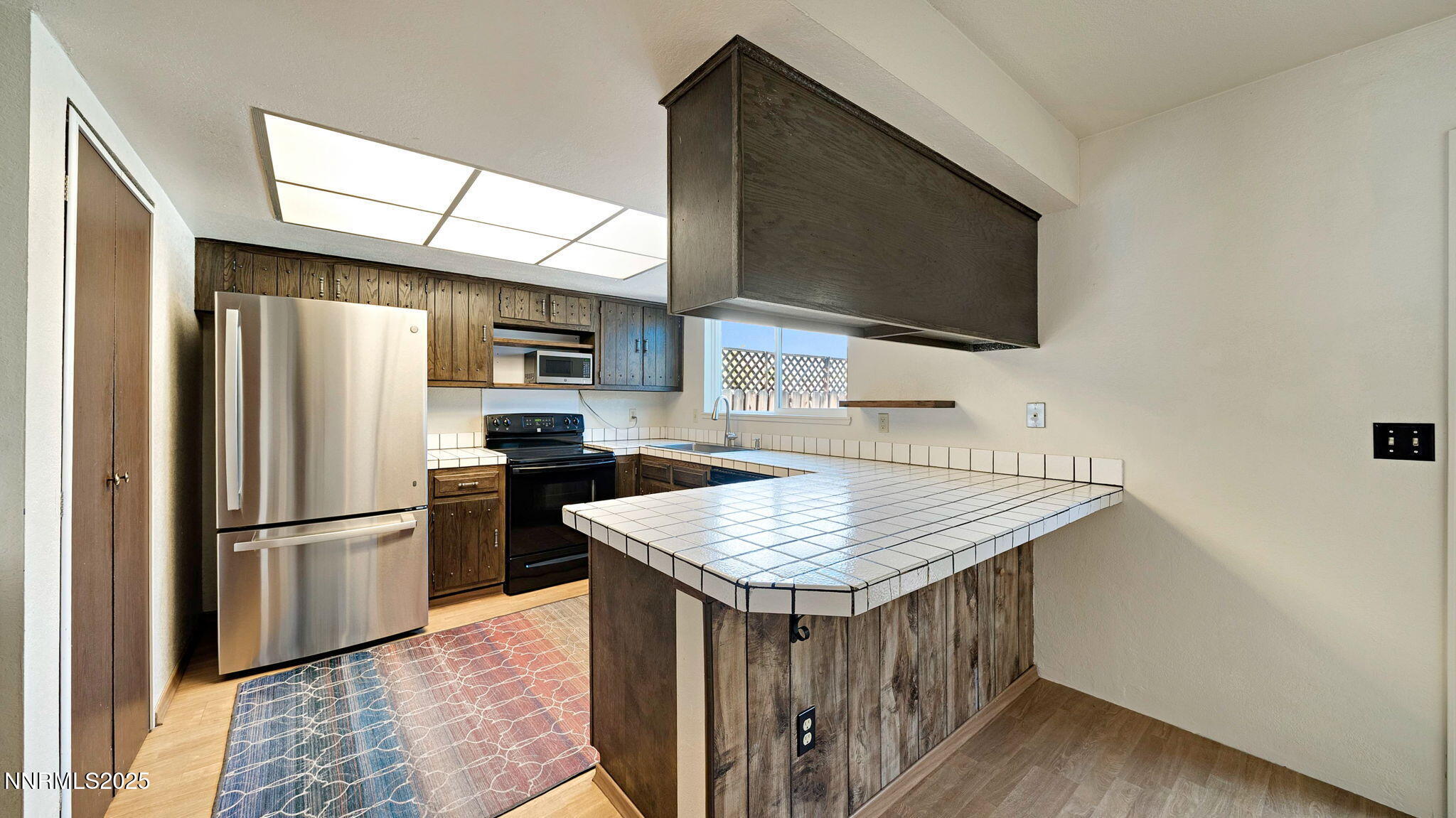 25-DSC04829_30_31_33-Edit