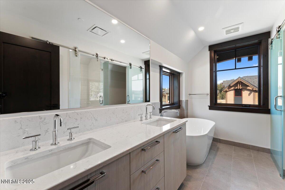 17-46 Beach Club Drive Unit 905 Statelin