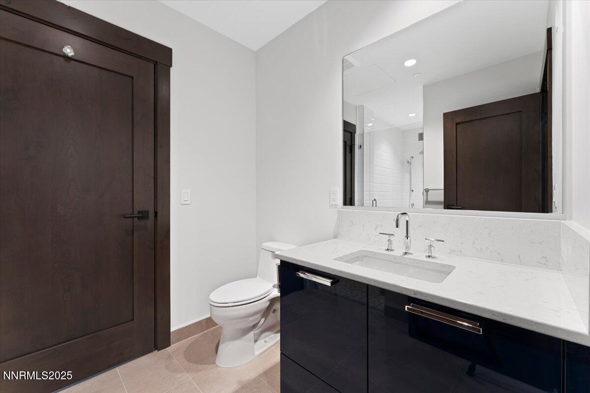 25-46 Beach Club Drive Unit 905 Statelin