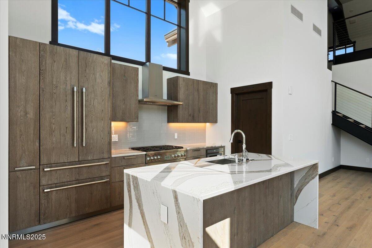 08-46 Beach Club Drive Unit 905 Statelin