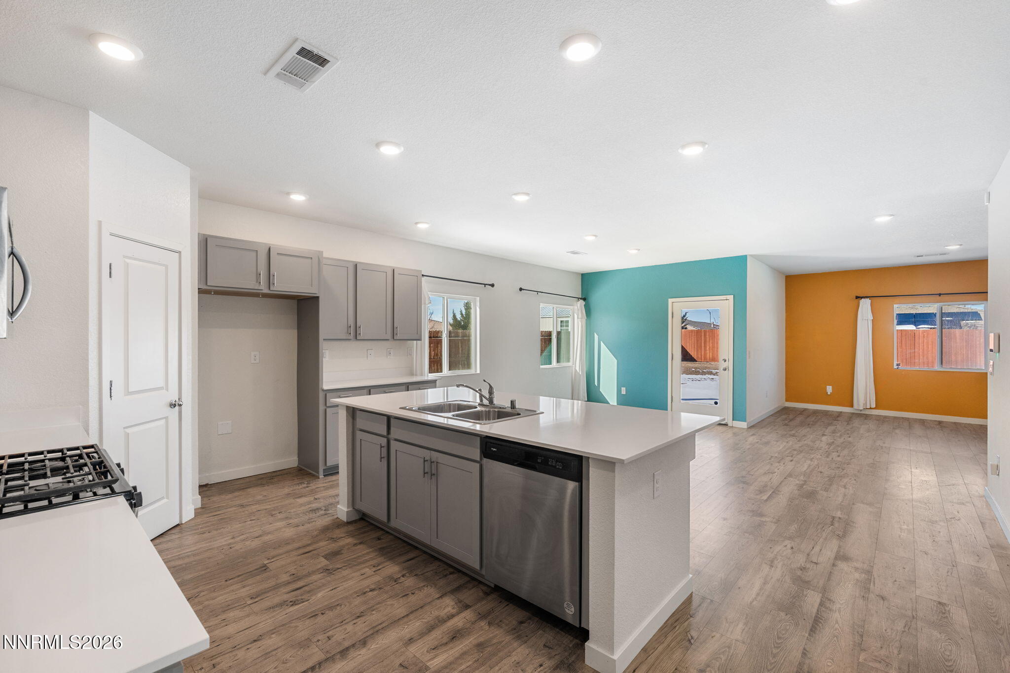 13-web-or-mls-DSC04952