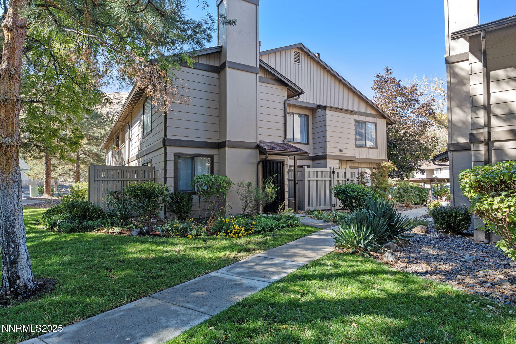 1-web-or-mls-DSC02402