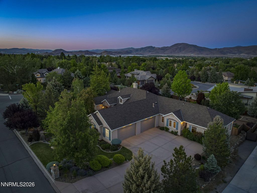 Photo of 1299 Wolf Run Road, Reno, NV 89511 (MLS # 260006130)