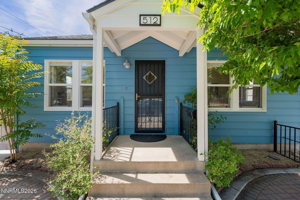 Photo of 512 Burns Street, Reno, NV 89502 (MLS # 260006520)