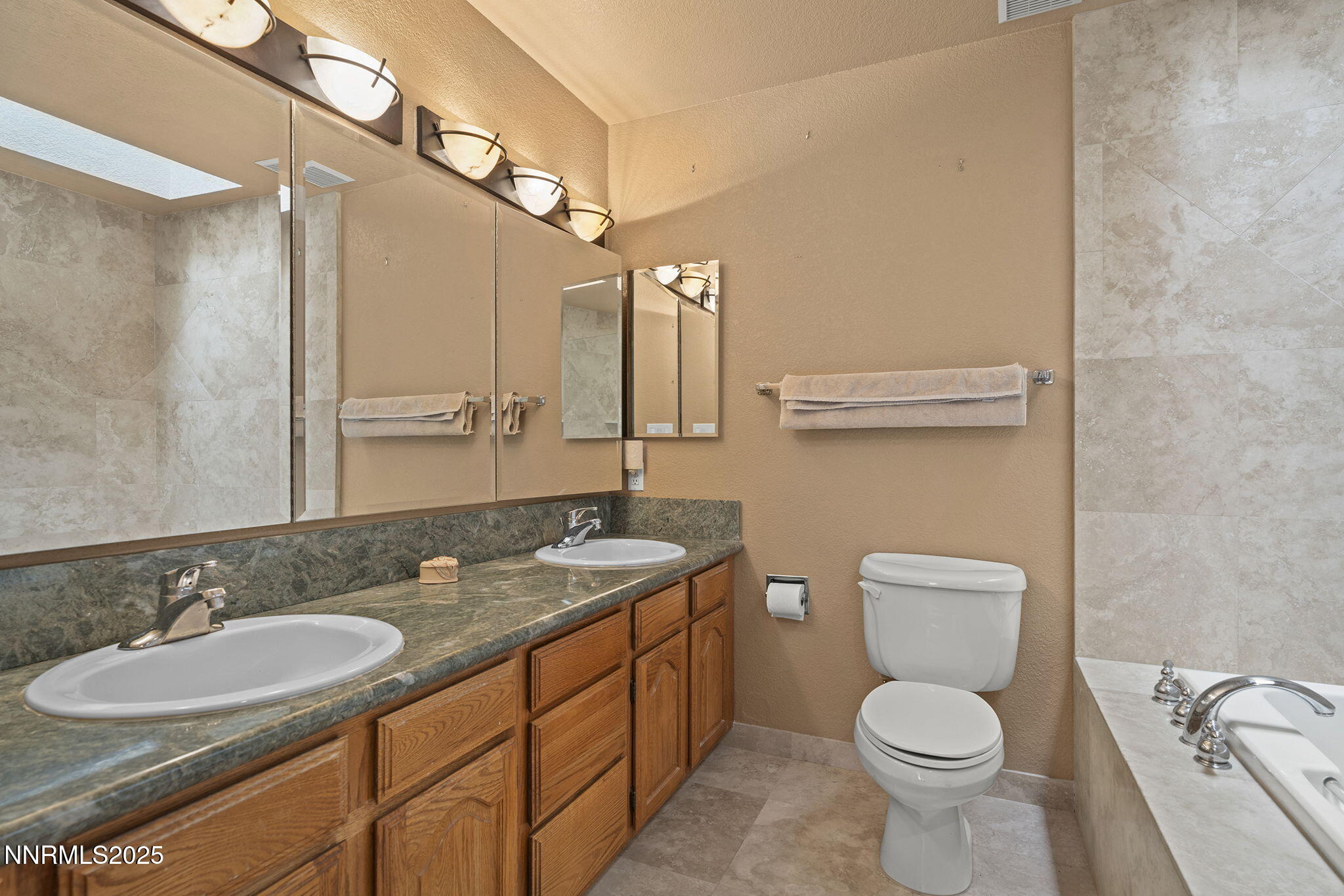 18-web-or-mls-_DSC4211