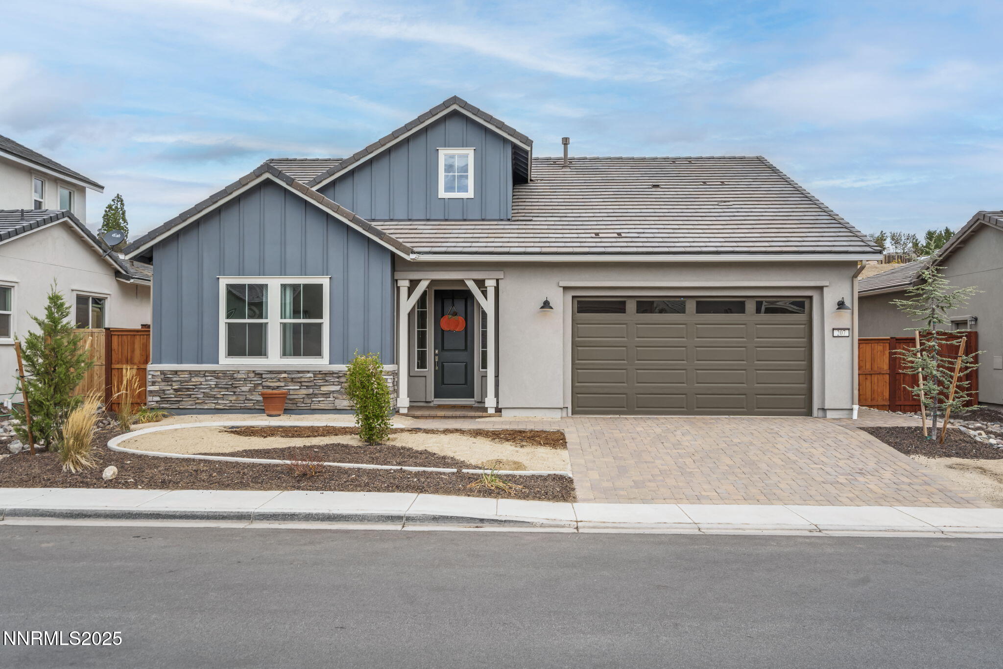 1-web-or-mls-_DSC4111