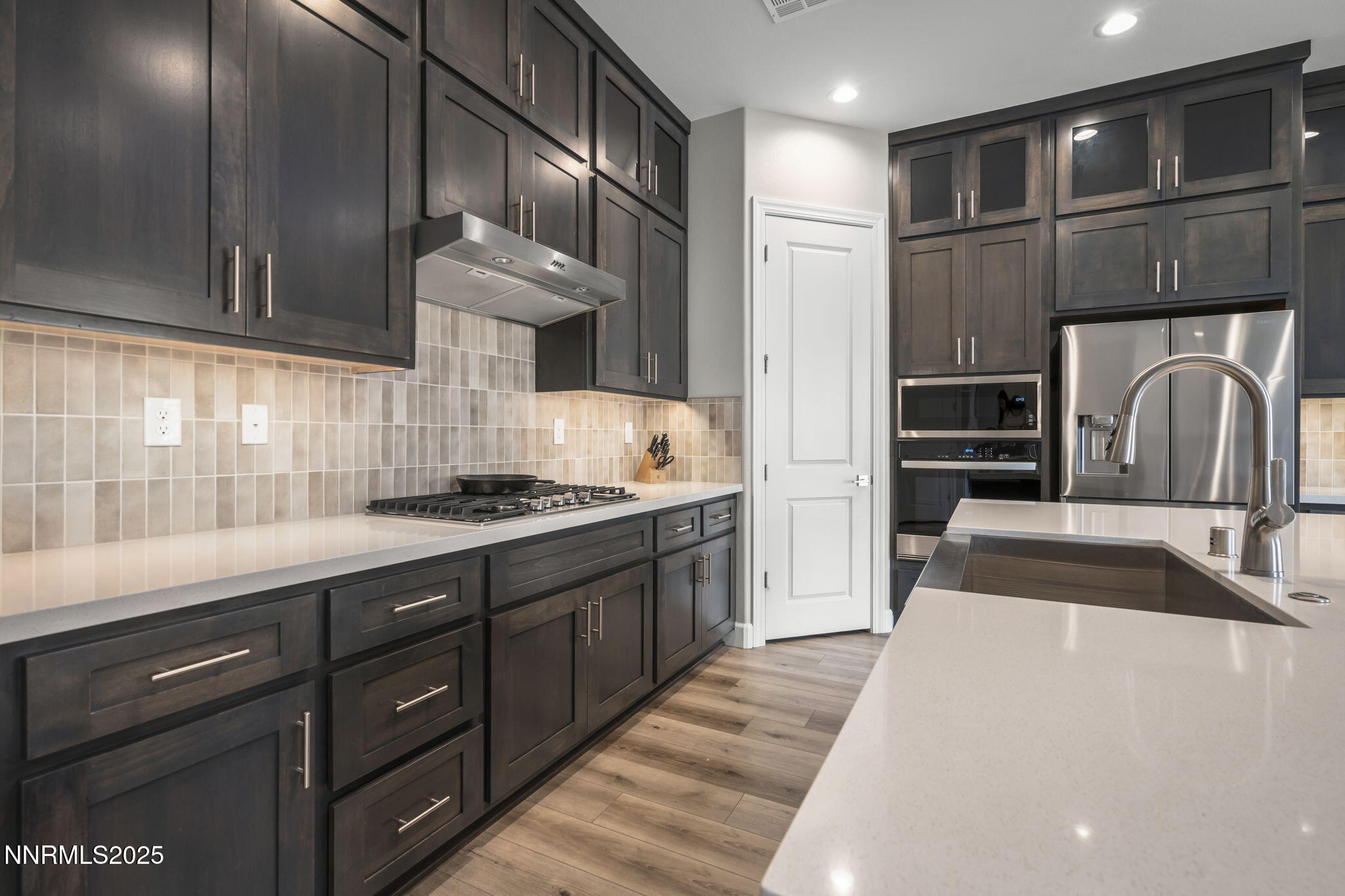 11-web-or-mls-_DSC4161