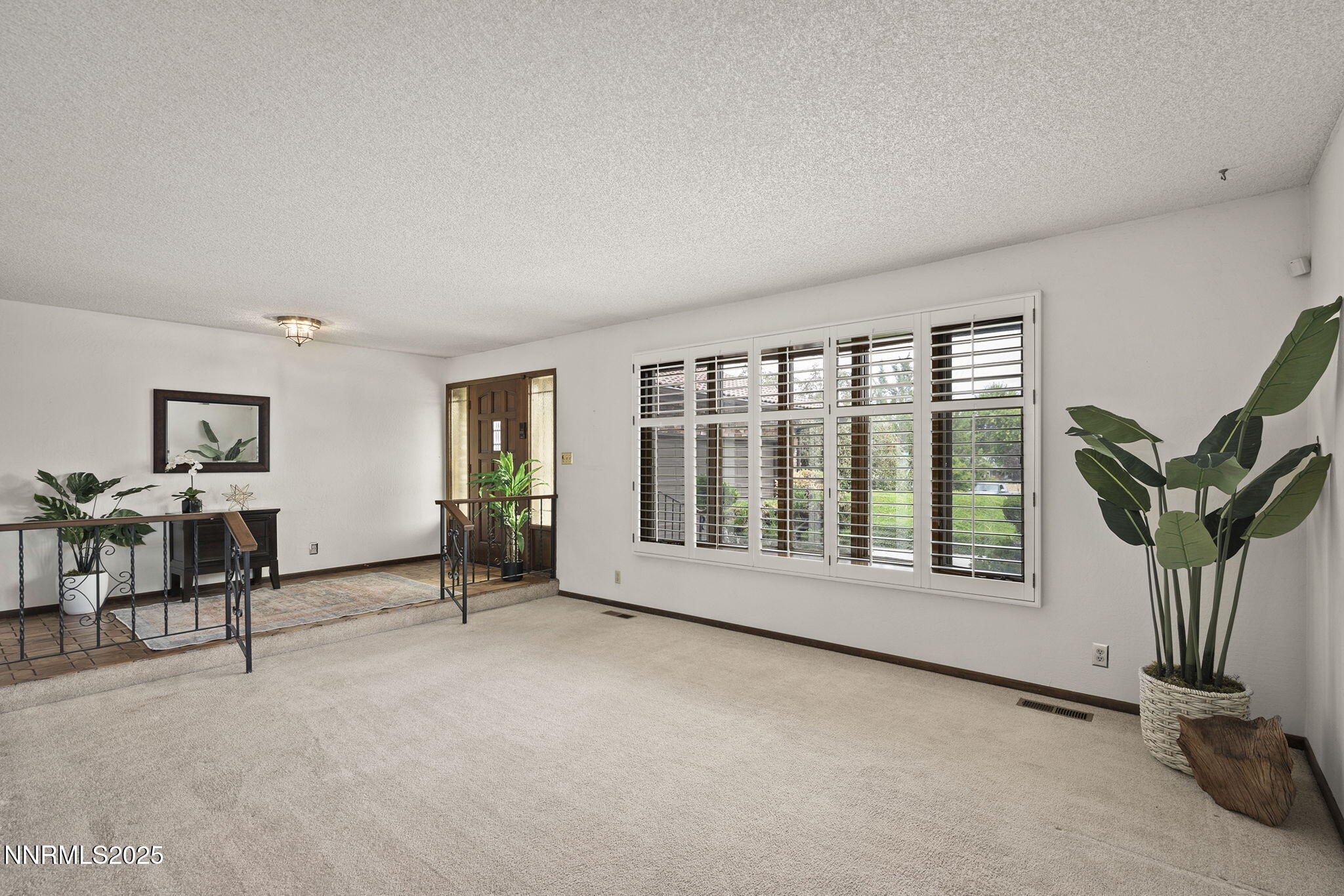 6-web-or-mls-_DSC0076