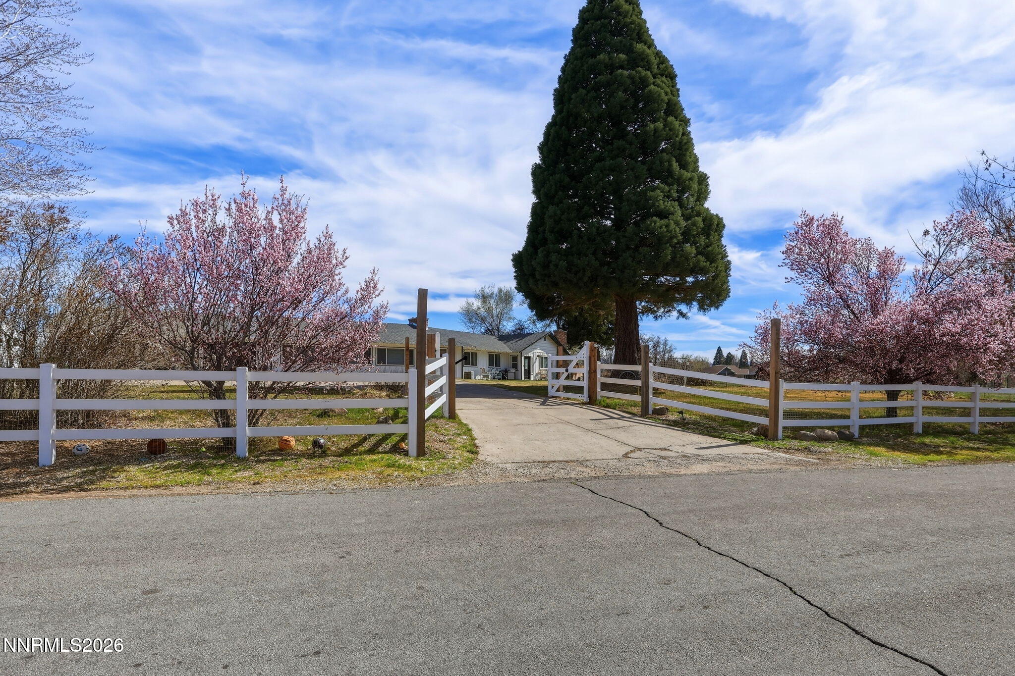 500 Sierra Manor Drive