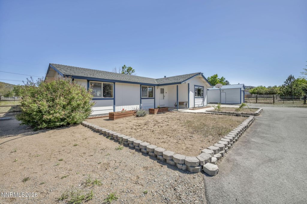 Photo of 2705 Valley View Drive, Reno, NV 89506 (MLS # 260006117)