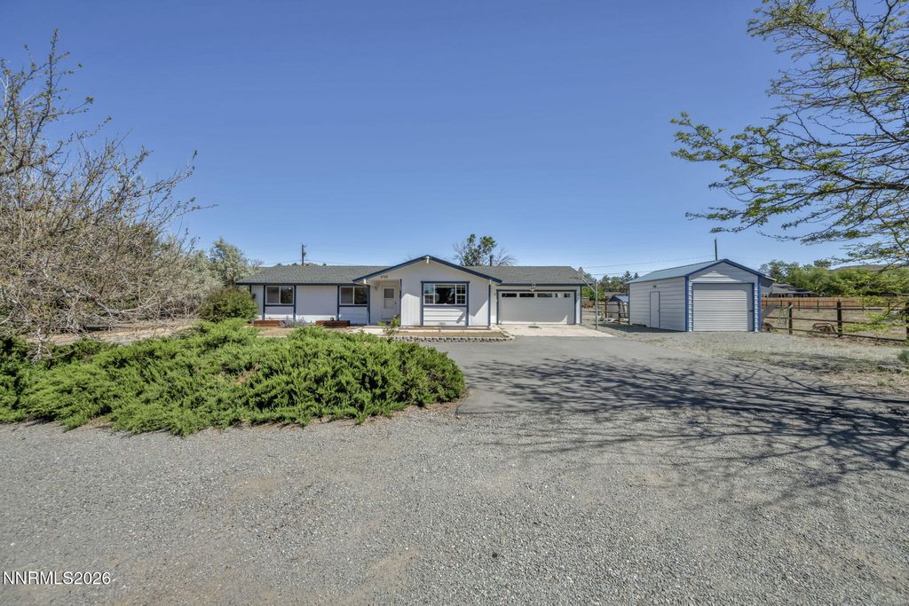 Photo of 2705 Valley View Drive, Reno, NV 89506 (MLS # 260006117)