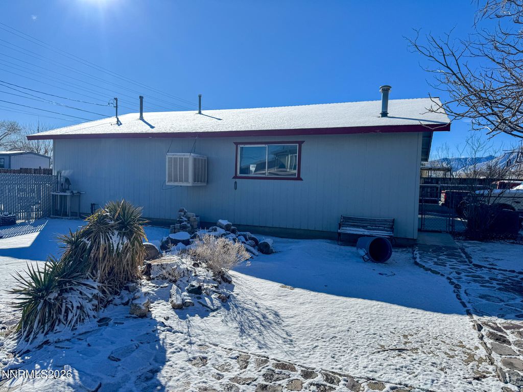 Photo of 394 N Street, Hawthorne, NV 89415 (MLS # 260001849)