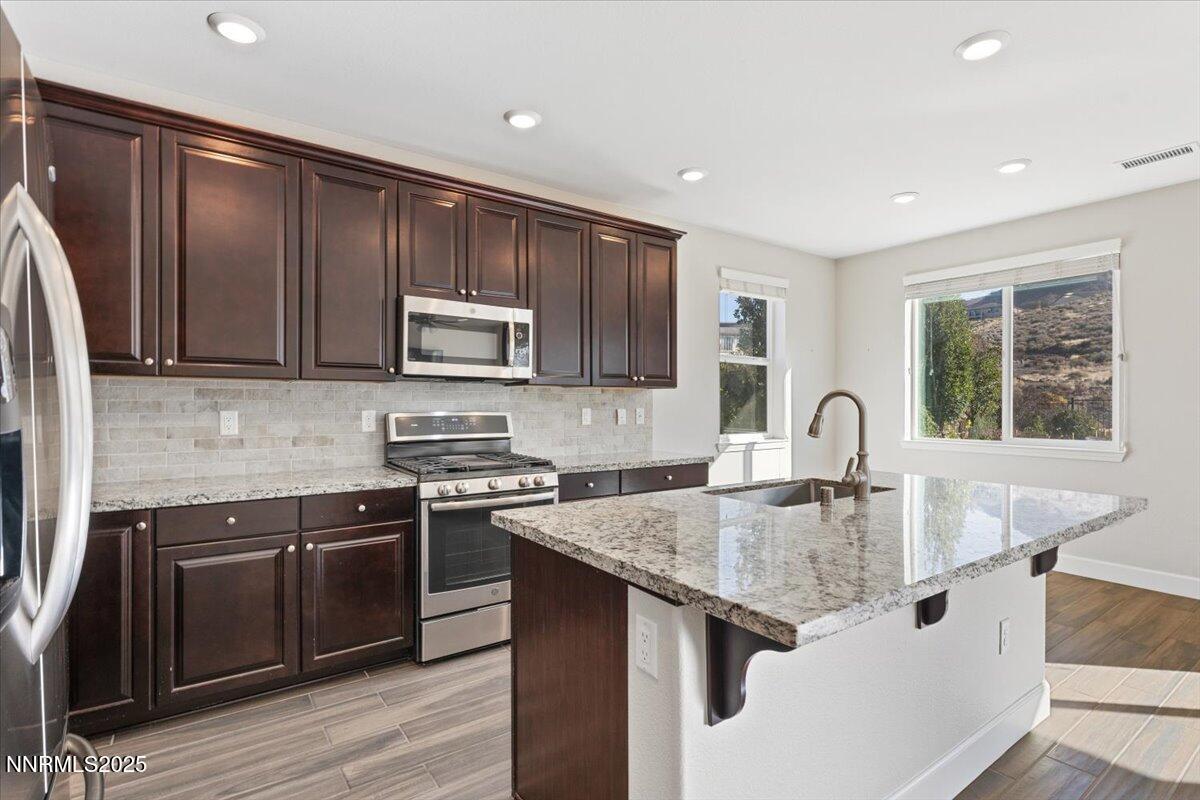 18-10300 Gold Mine Drive Reno NV 89521 (