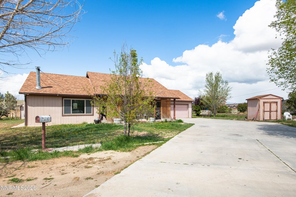 Photo of 1504 Fahim Drive, Gardnerville, NV 89410 (MLS # 260005160)