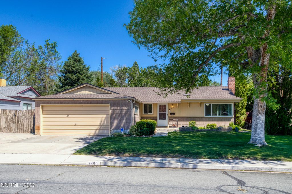 Photo of 1400 Gault Way, Sparks, NV 89431 (MLS # 260006278)