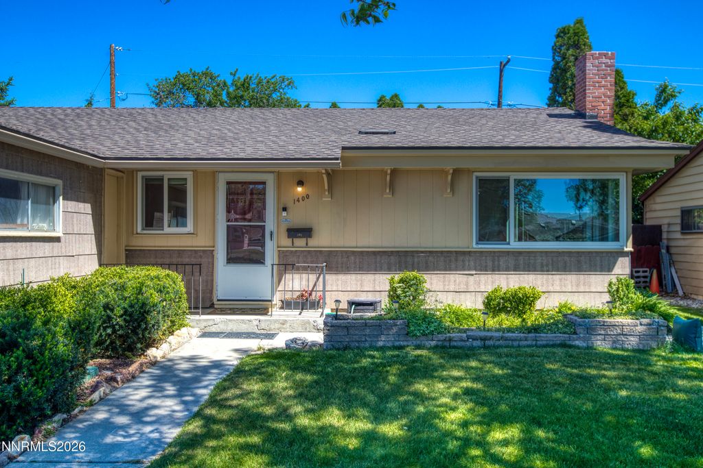 Photo of 1400 Gault Way, Sparks, NV 89431 (MLS # 260006278)