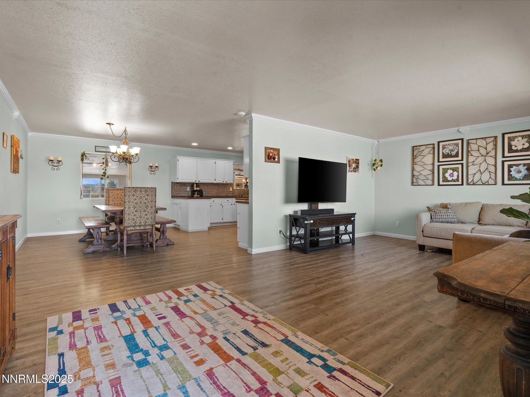 05-2830 Country Club Dr-104