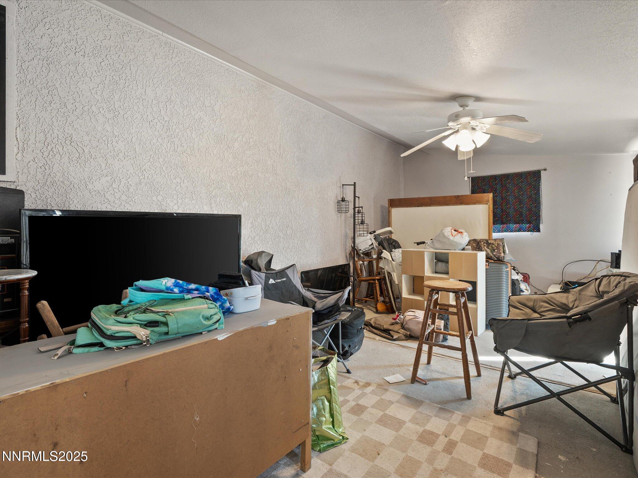 24-2830 Country Club Dr-123