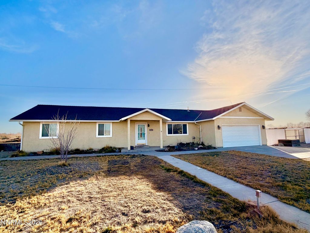Photo of 2830 Country Club Drive, Fallon, NV 89406 (MLS # 250057663)