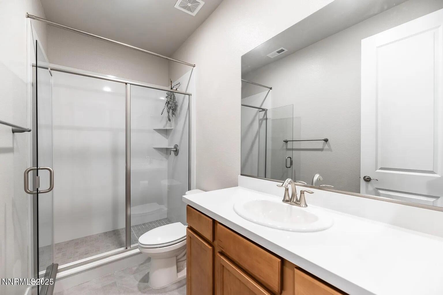 1969ce00d367db1028b204a45482e5dd-uncropp