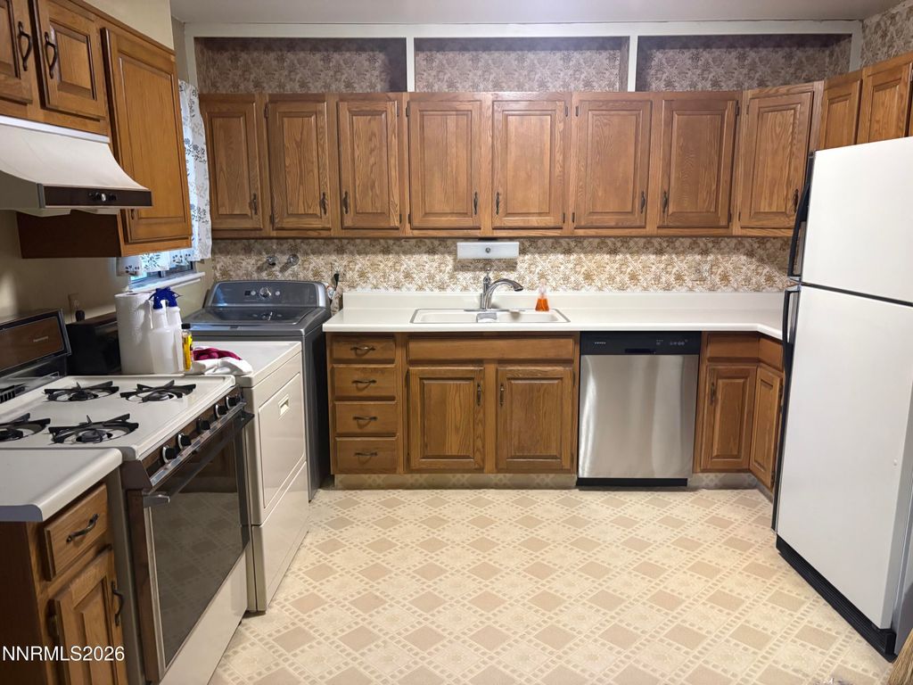 Photo of 1265 Upton Way, Sparks, NV 89431 (MLS # 260005893)