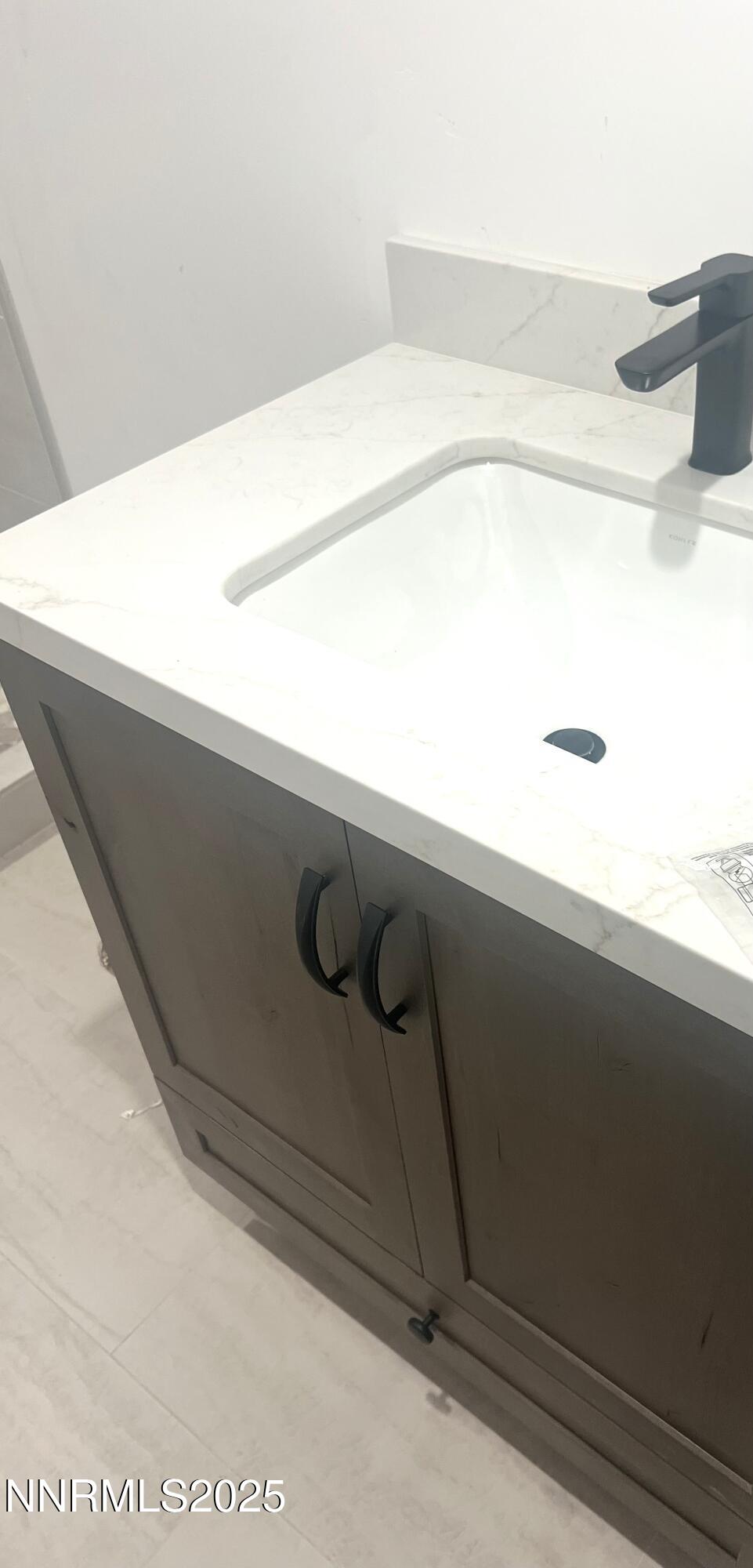 Rustic.Alder.Vanities