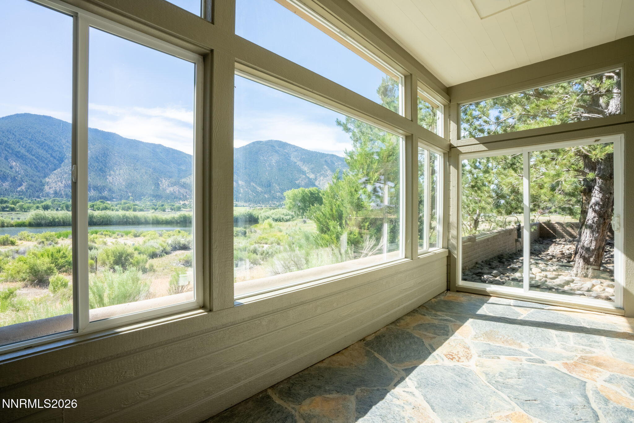 33-web-or-mls-380 Genoa Ln-33