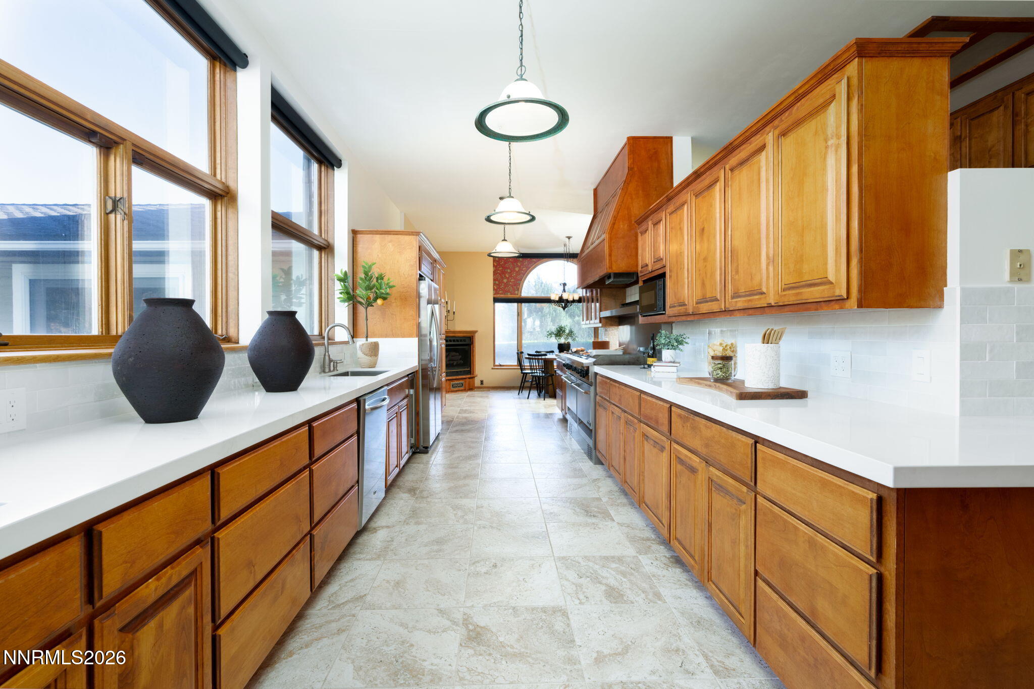 45-web-or-mls-380 Genoa Ln-45