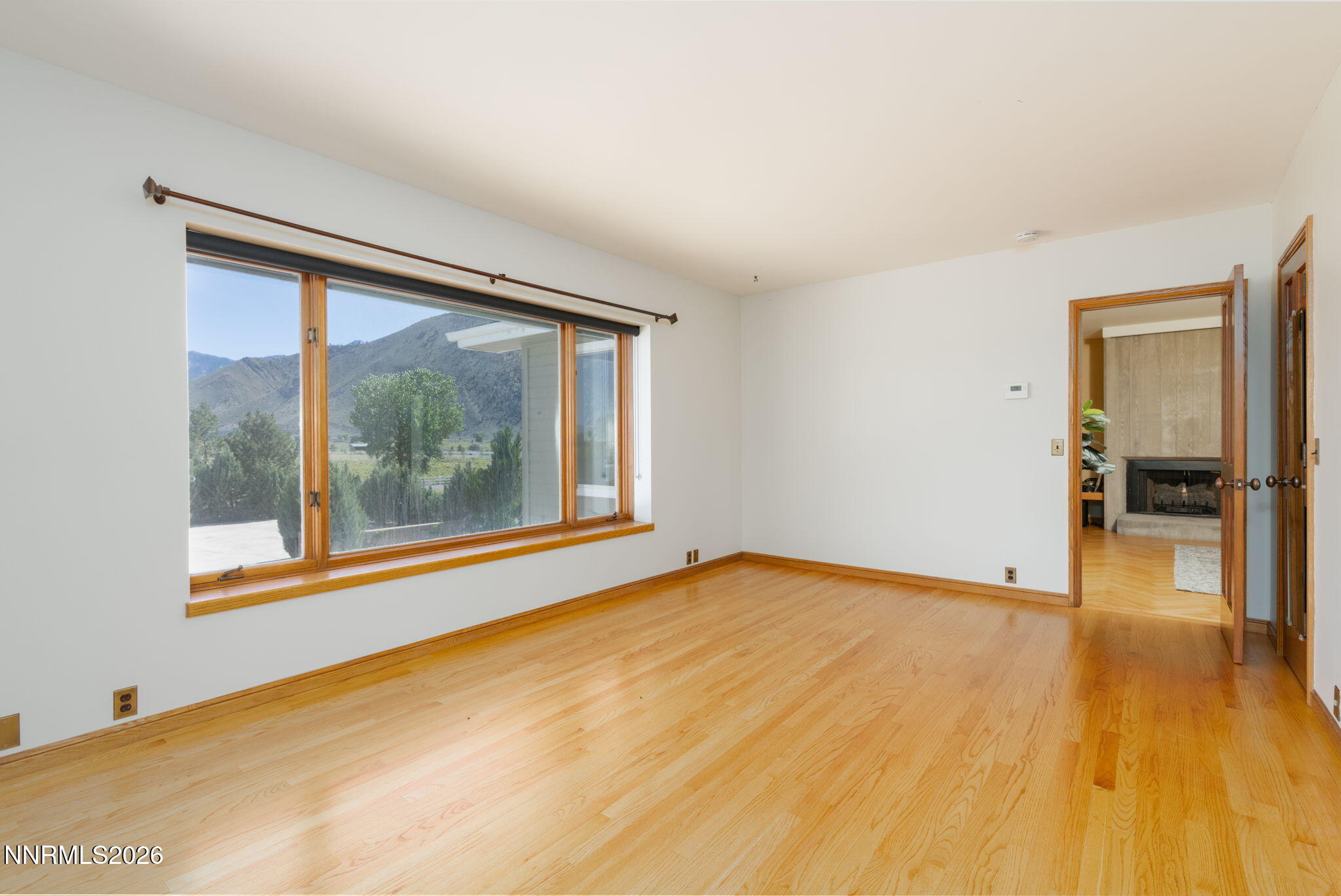 79-web-or-mls-380 Genoa Ln-79