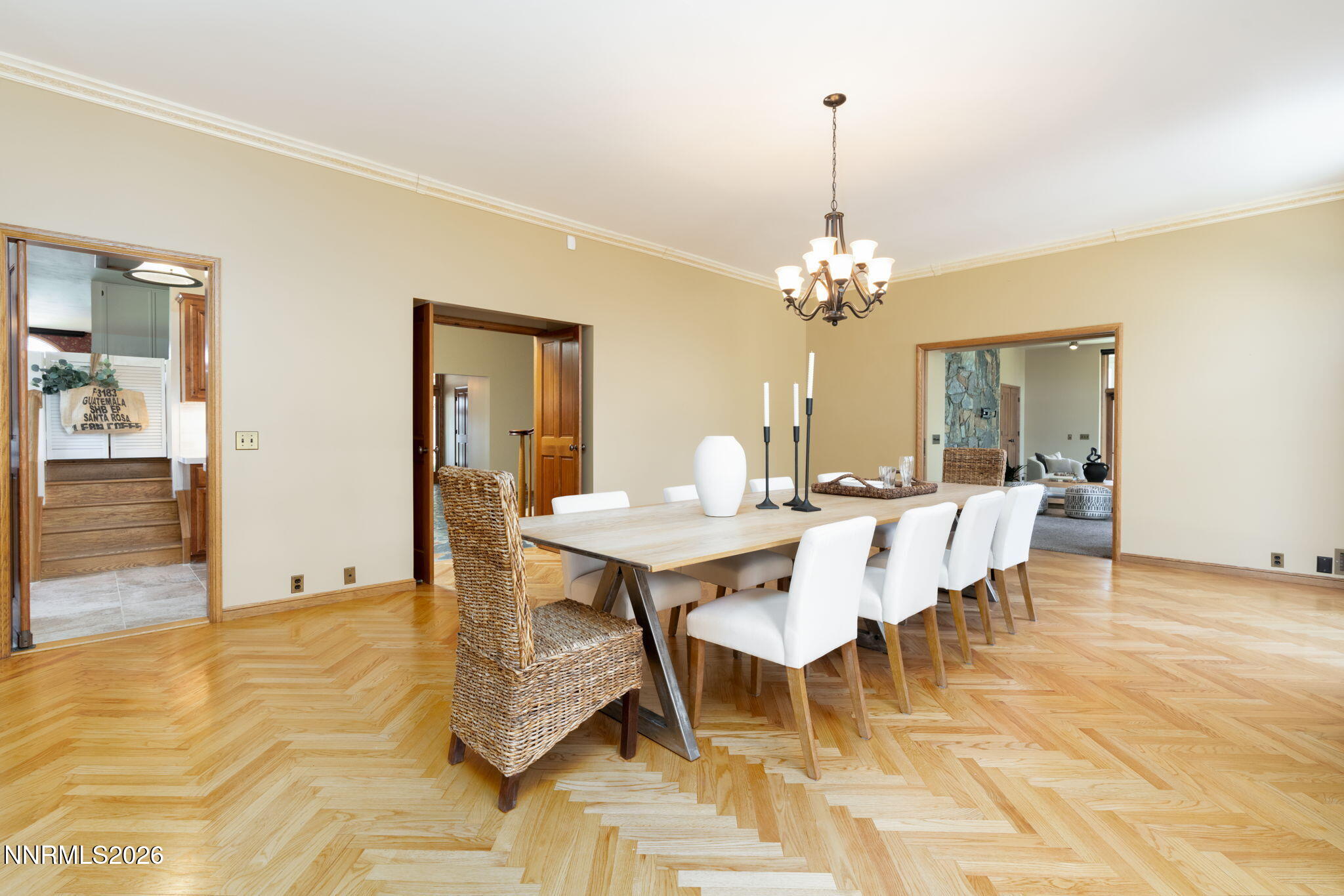 43-web-or-mls-380 Genoa Ln-43