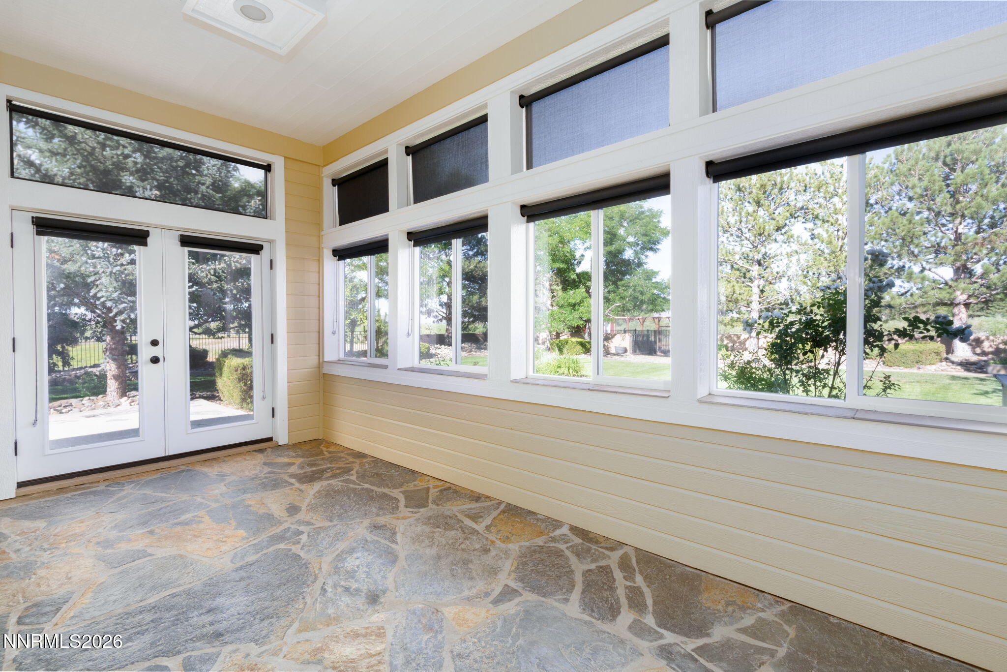 49-web-or-mls-380 Genoa Ln-49