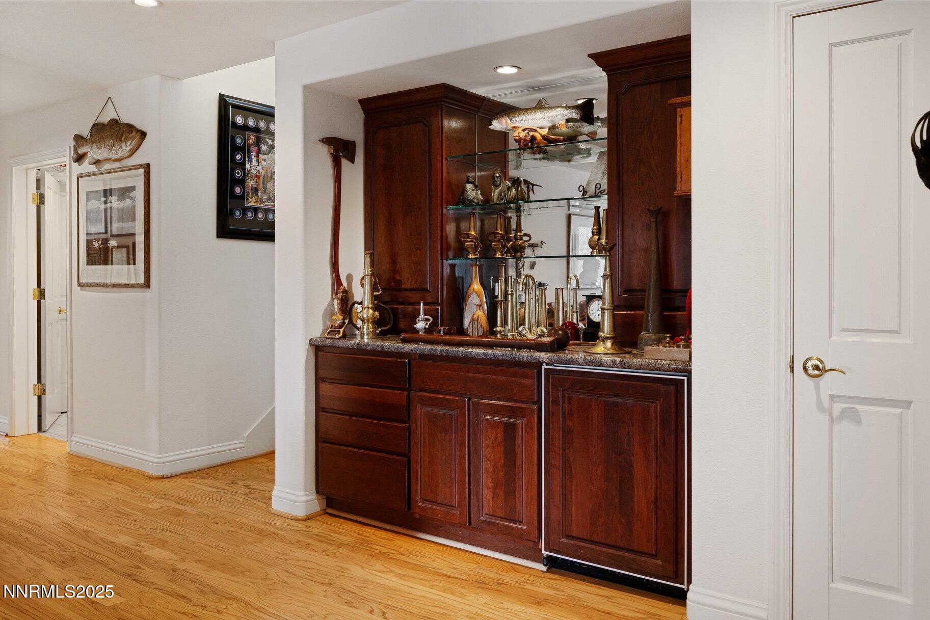 019_29-print-771_lakeshore-23_813