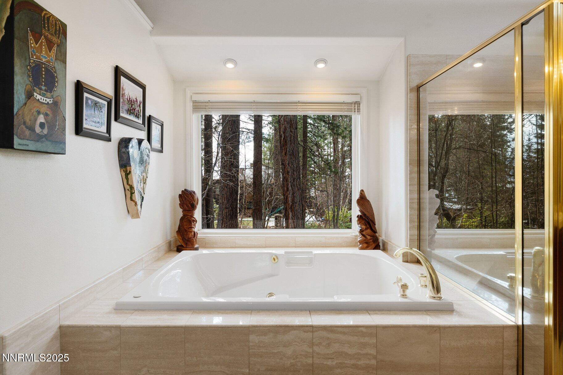 015_25-print-771_lakeshore-19_279