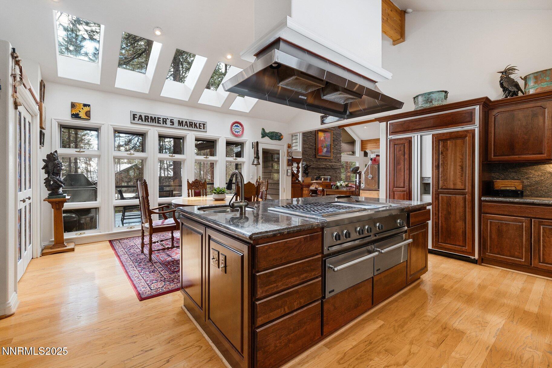 006_22-print-771_lakeshore-14_395