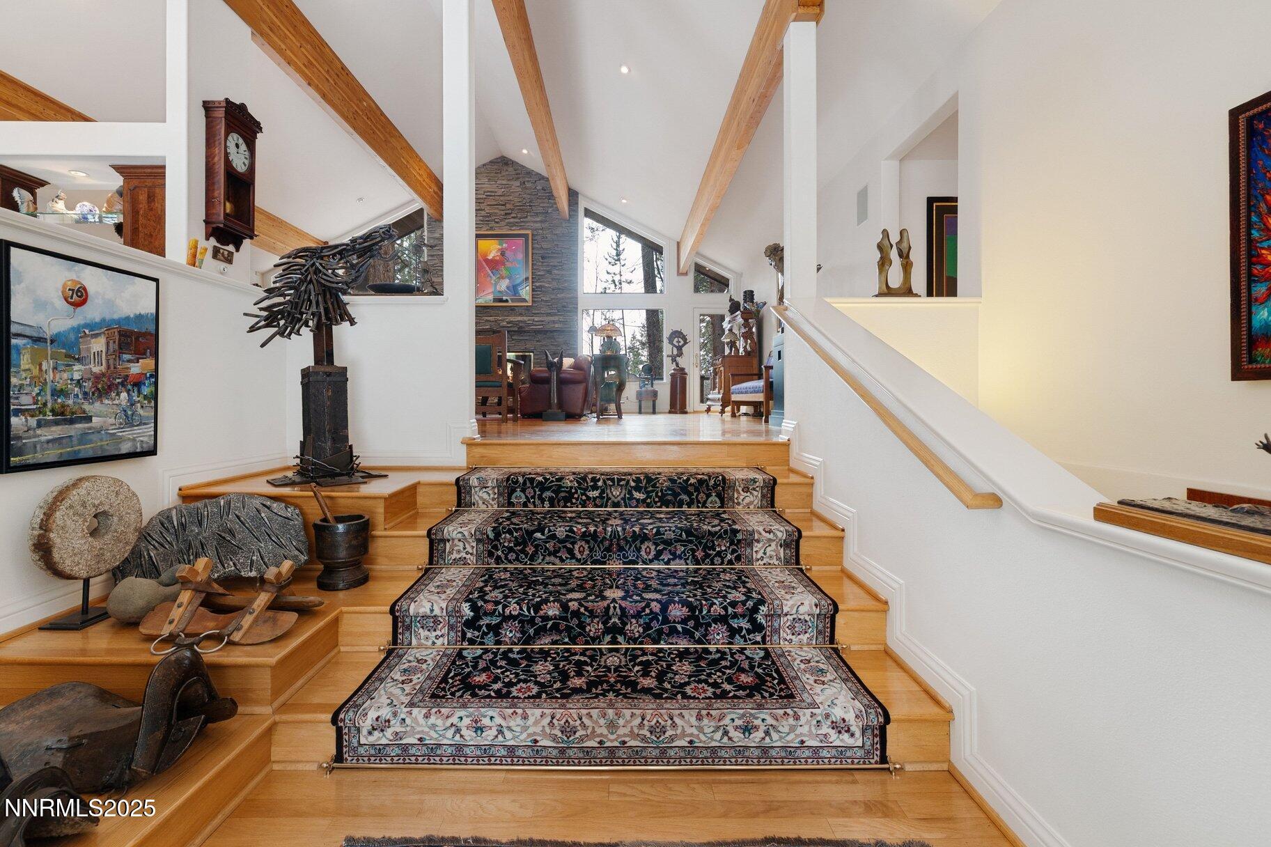 028_27-print-771_lakeshore-21_810