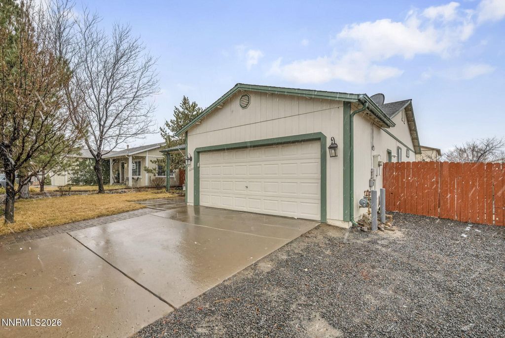 Photo of 18248 Silverleaf Court, Reno, NV 89508 (MLS # 260001927)