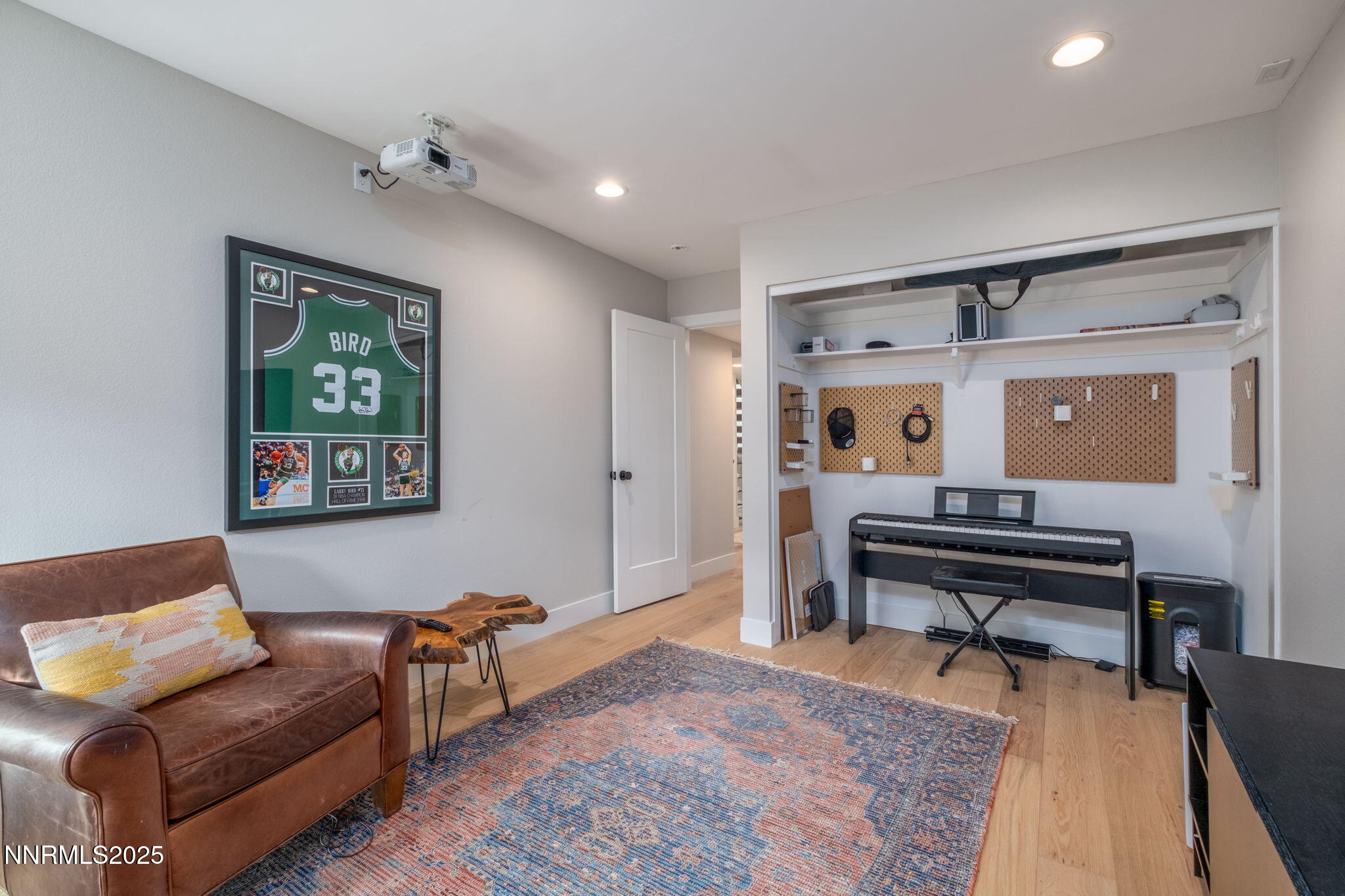 34-web-or-mls-3390 Thornhill-15