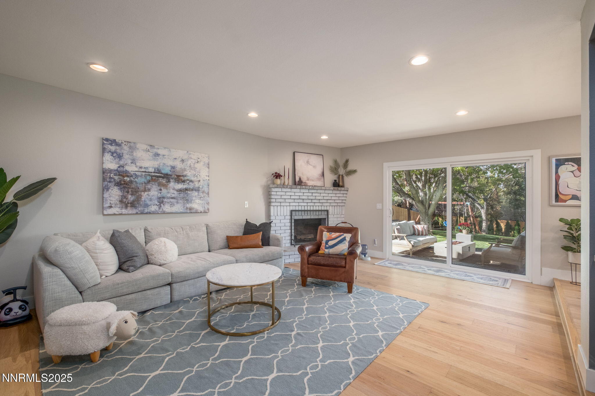 35-web-or-mls-3390 Thornhill-16