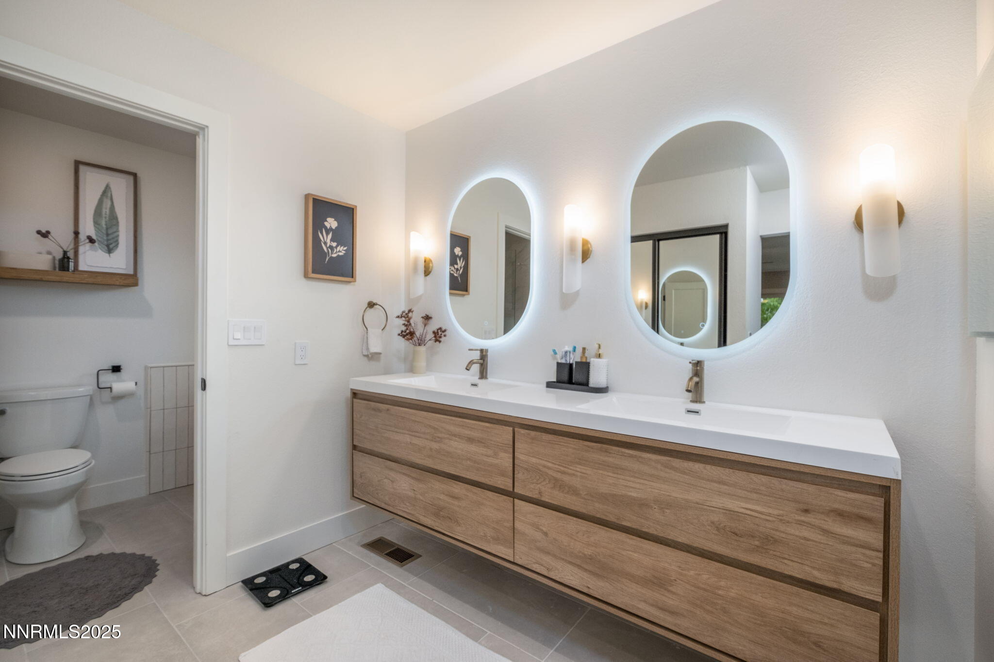 45-web-or-mls-3390 Thornhill-26