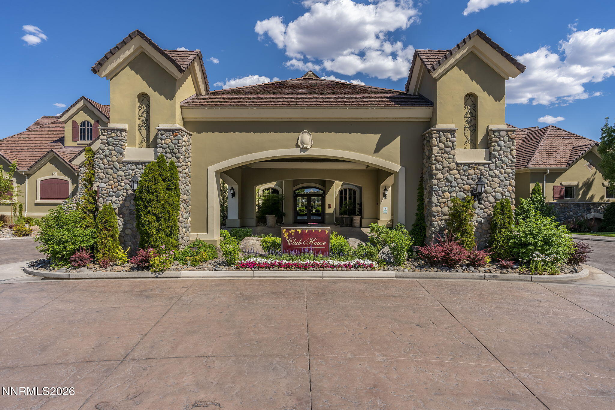 36-web-or-mls-print_Amenity 08