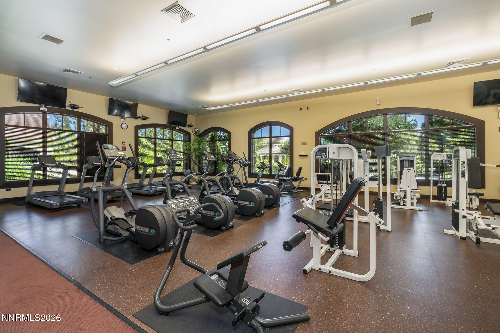 41-web-or-mls-print_Amenity 13